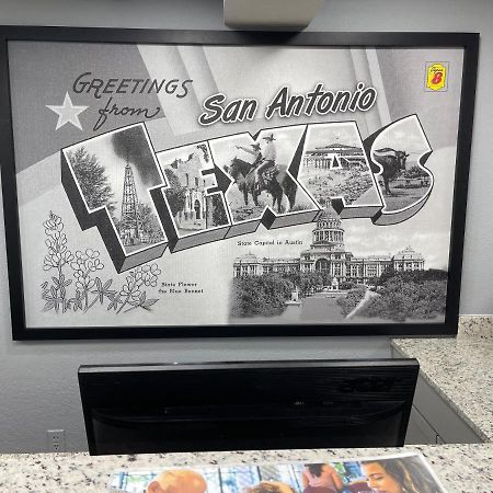 Готель Super 8 By Wyndham San Antonio Downtown Ne Екстер'єр фото