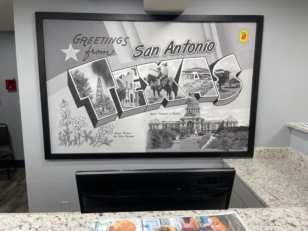 Готель Super 8 By Wyndham San Antonio Downtown Ne Екстер'єр фото