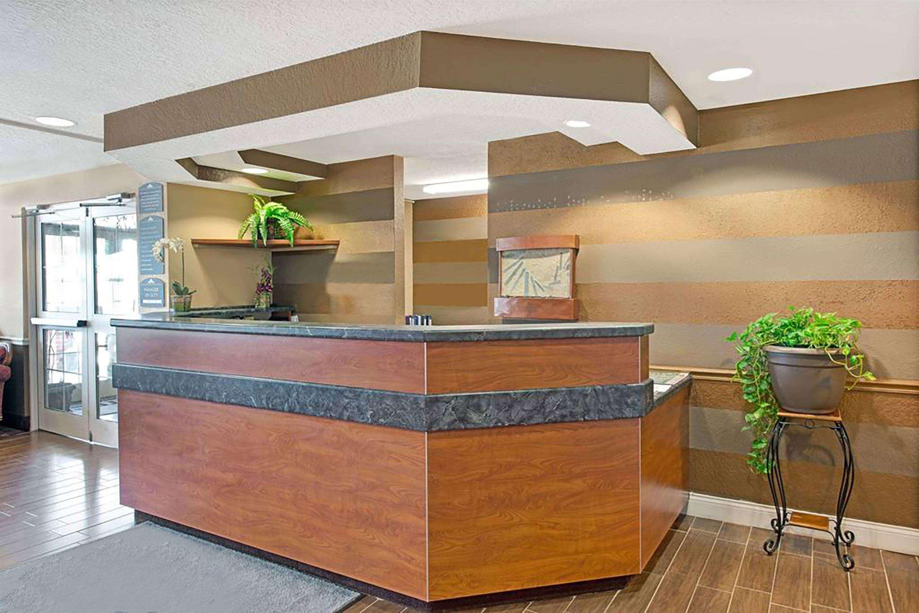Готель Super 8 By Wyndham San Antonio Downtown Ne Екстер'єр фото